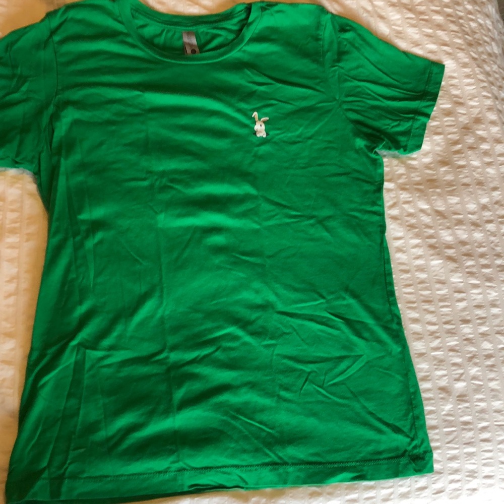 Green bunny tee